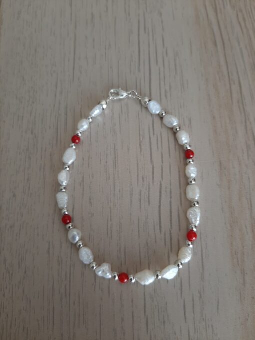 Bracciale con Perle di Fiume e Corallo Bambù Rosso - immagine 3