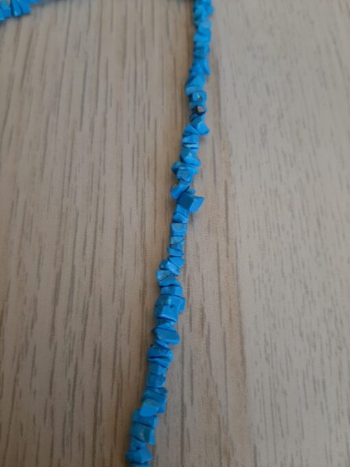 Collana in pasta turchese sfaccettato - immagine 4